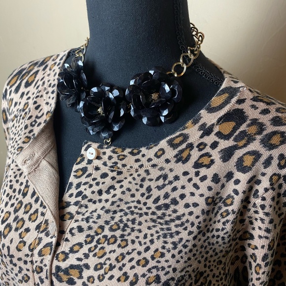 Leopard Cardigan 🌻 - Picture 7 of 10